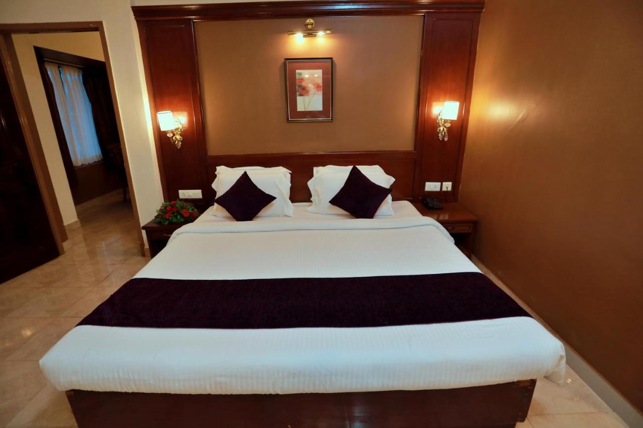 Hotel Edassery Mansion Kochi Exterior foto